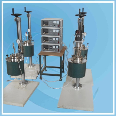 Laboratory Reactor